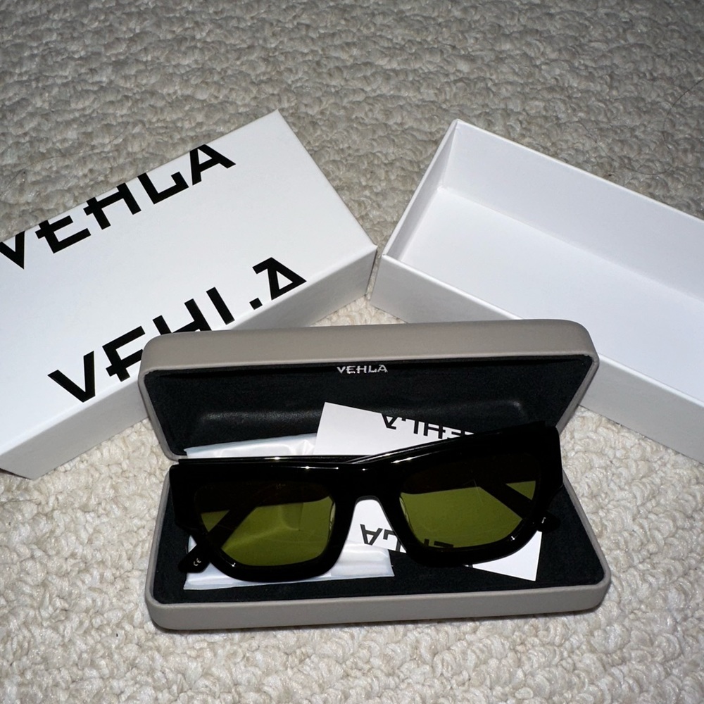 vehla finn black/khaki sunglasses